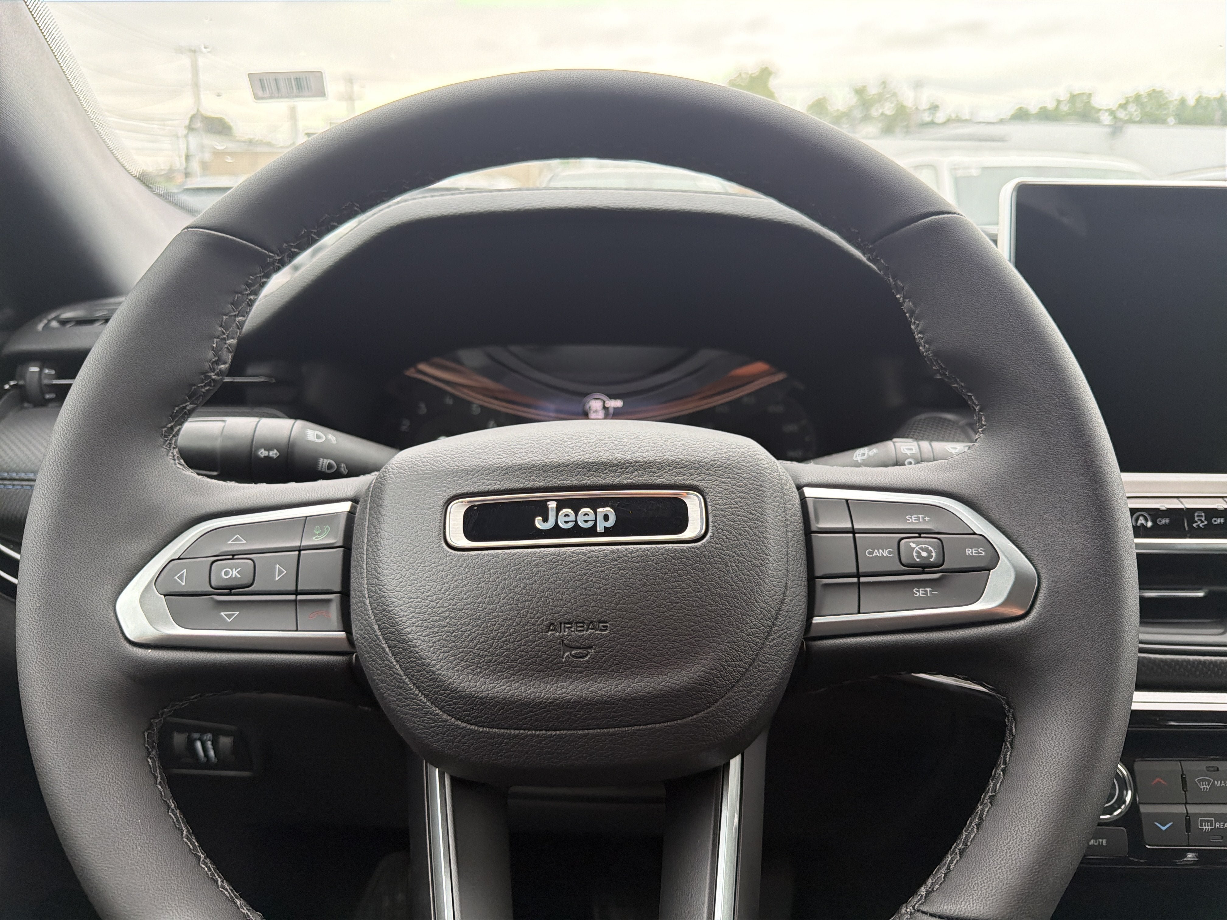 New 2026 Jeep Compass Latitude AWD/4WD image 14