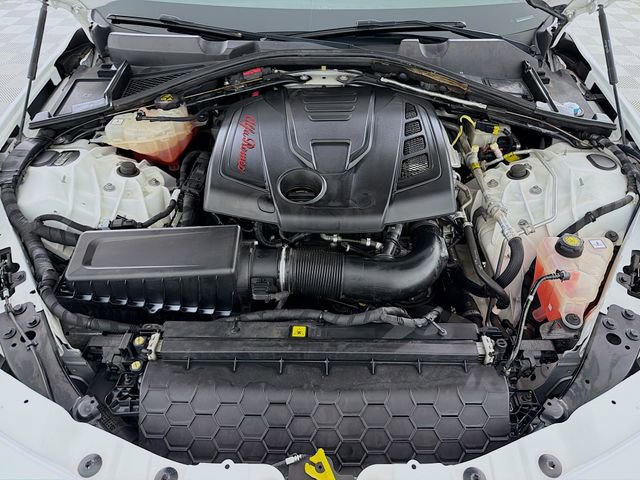 Used 2020 Alfa Romeo Giulia RWD image 26