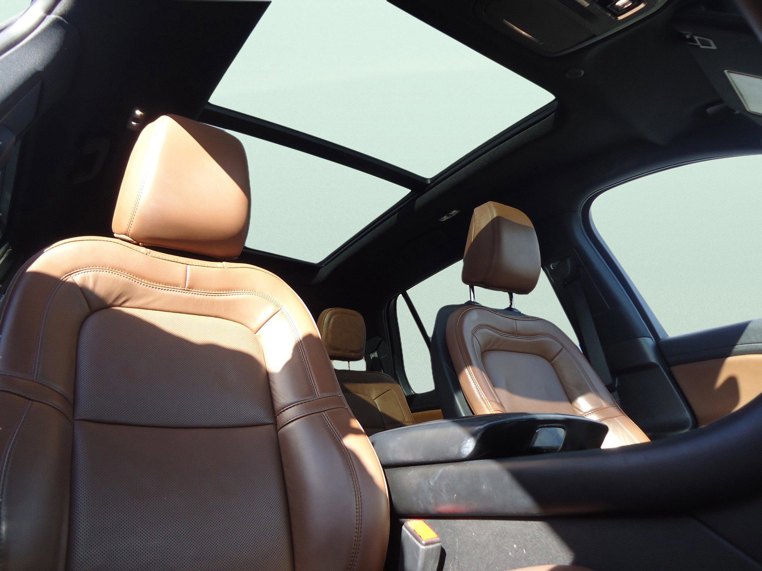 Used 2023 Lincoln Aviator Reserve w/ Equipment Group 201A image 27