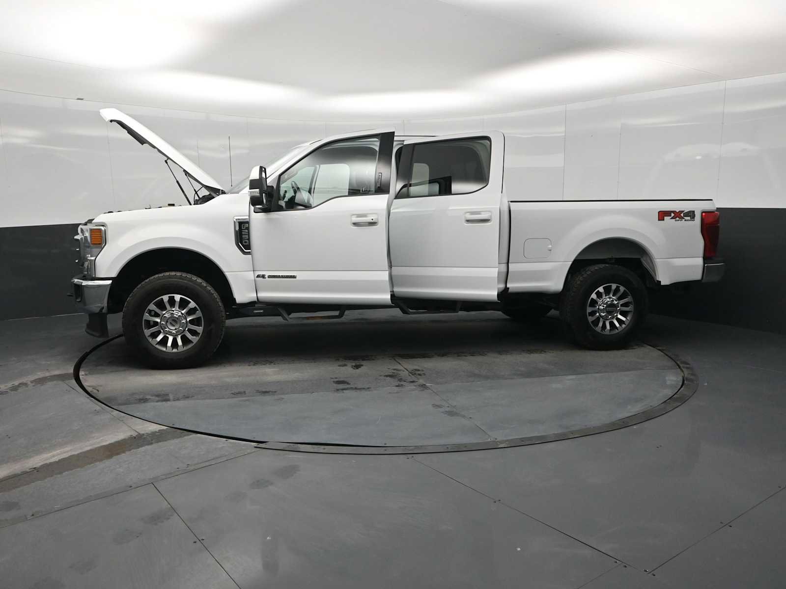 Used 2021 Ford F250 Lariat w/ Lariat Value Package image 27