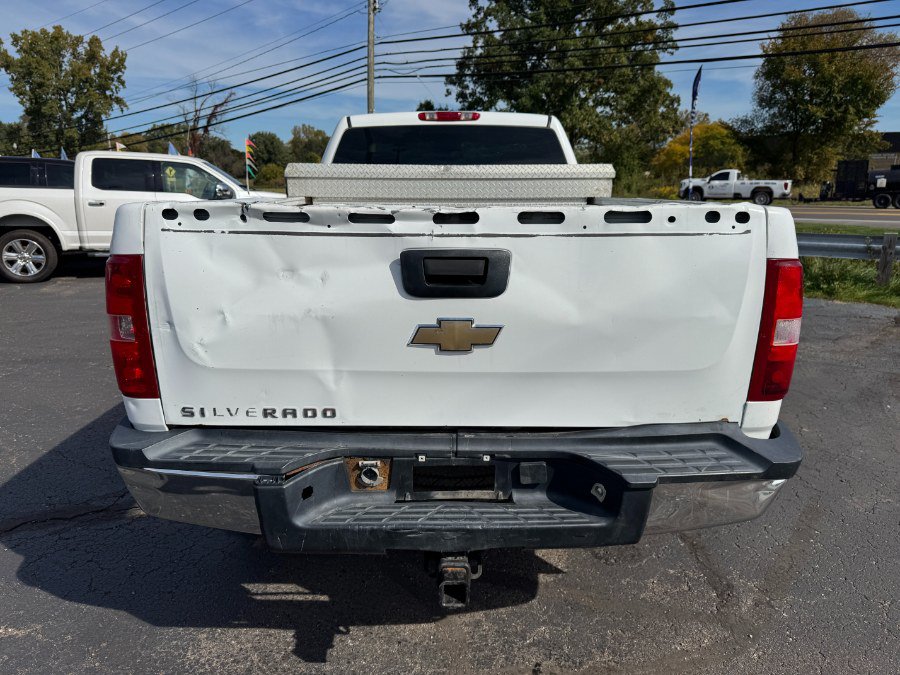 Used 2008 Chevrolet Silverado 2500 W/T w/ Snow Plow Prep Package AWD/4WD image 4