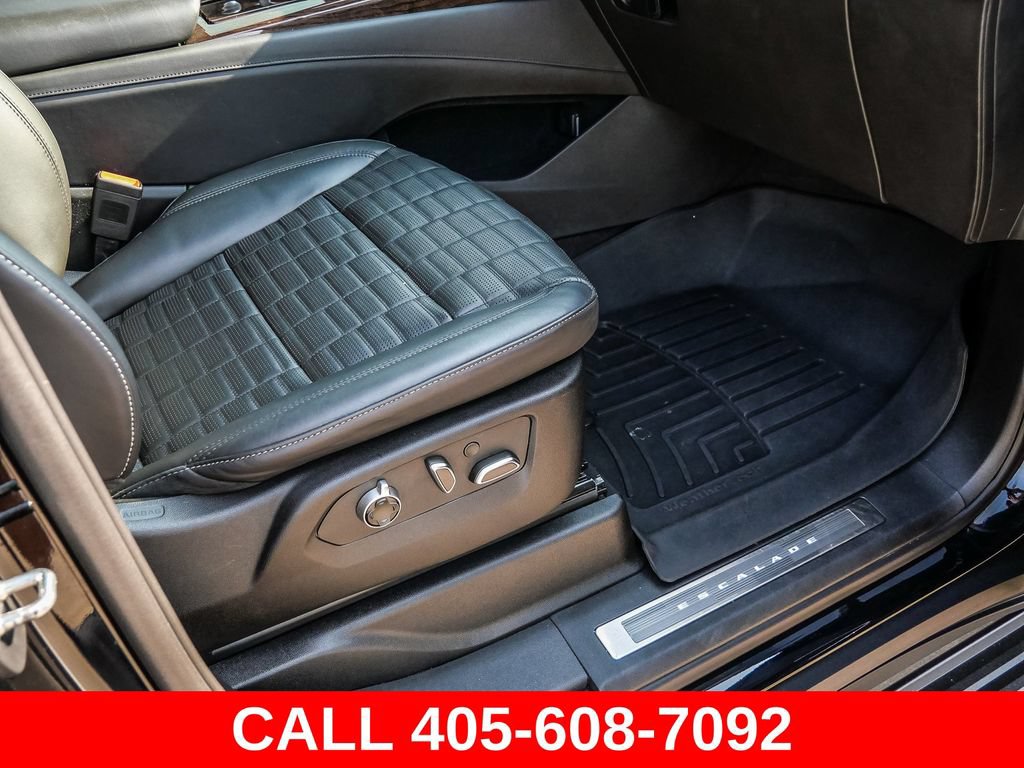 Used 2023 Cadillac Escalade Premium Luxury Platinum w/ LPO, Radiant Package AWD/4WD image 16