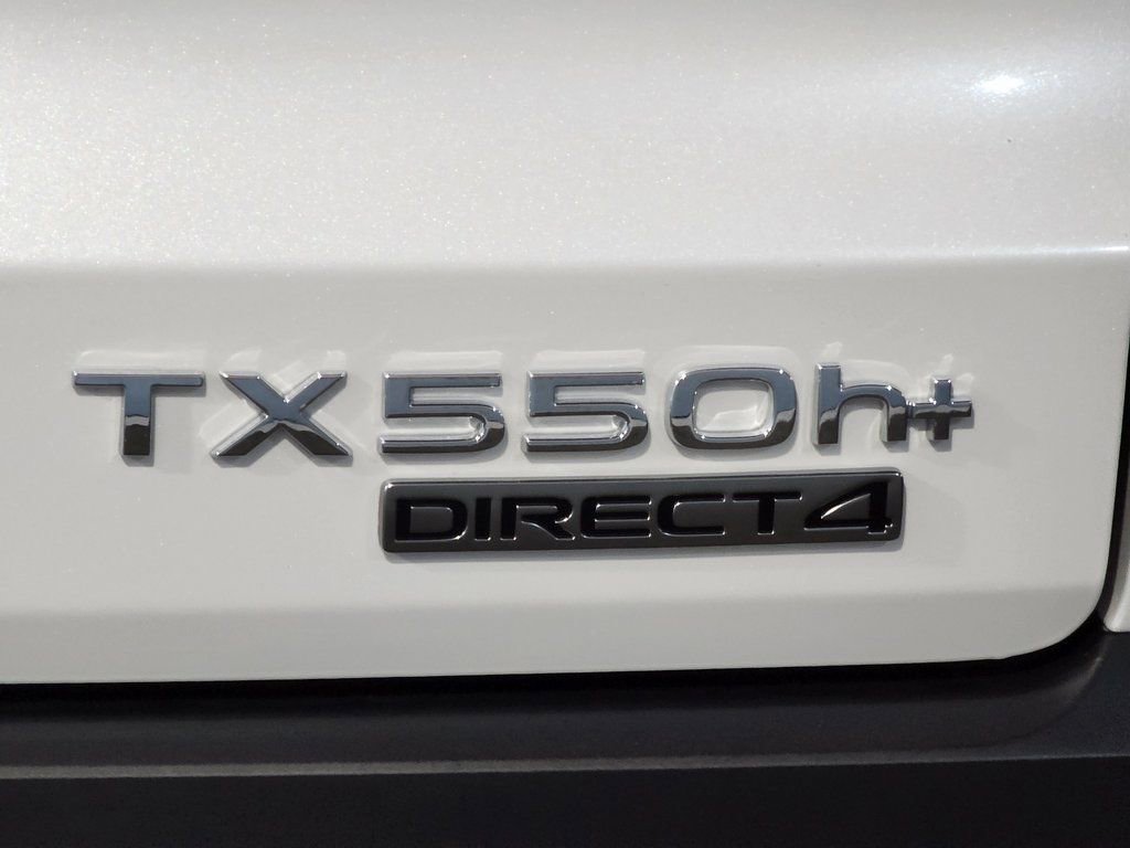 New 2025 Lexus TX 550h AWD Plug-In Hybrid image 10