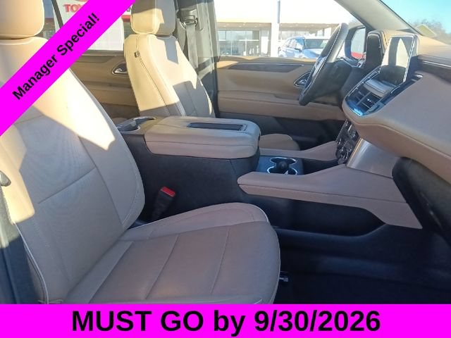 Used 2024 Chevrolet Suburban Premier RWD image 33