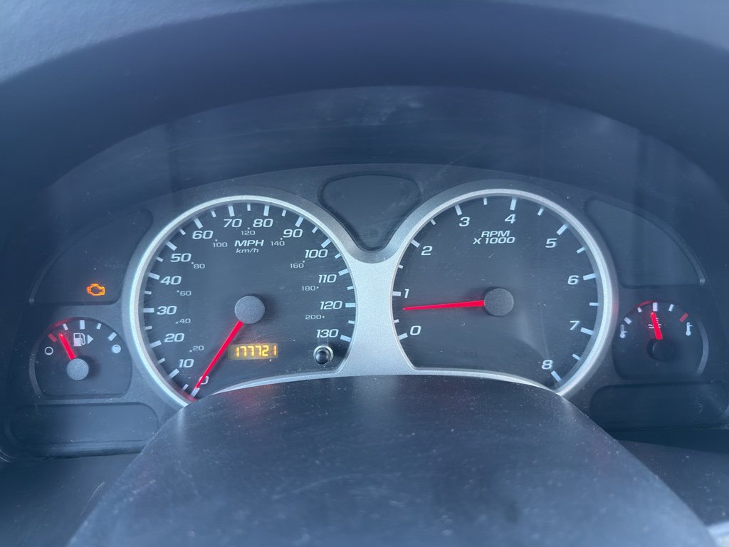 Used 2005 Chevrolet Equinox LT w/ Preferred Equipment Group image 17