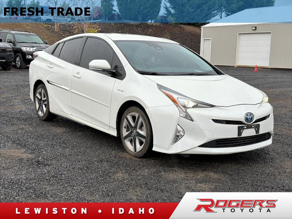 Used 2017 Toyota Prius Four Touring w/ Premium Convenience Package FWD image 1