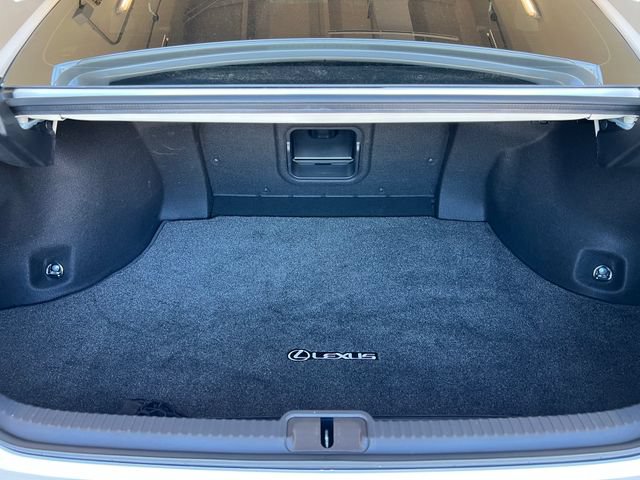 Used 2025 Lexus ES 300h w/ Premium Package FWD image 24