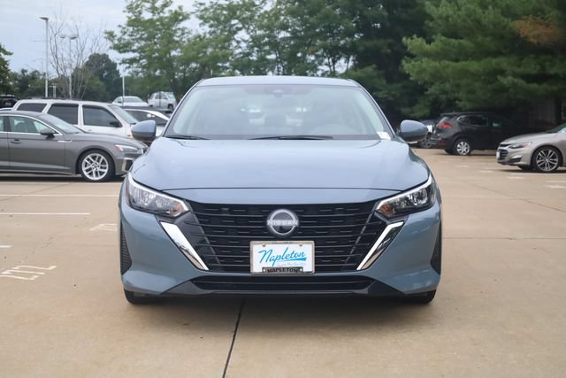 Used 2024 Nissan Sentra SV FWD image 4