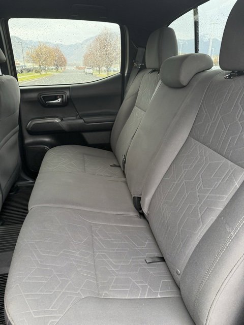 Certified 2018 Toyota Tacoma TRD Off-Road image 35