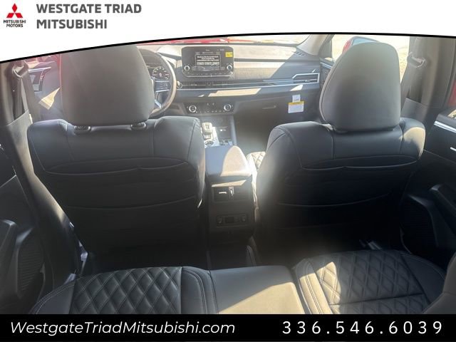 New 2025 Mitsubishi Outlander SEL image 15