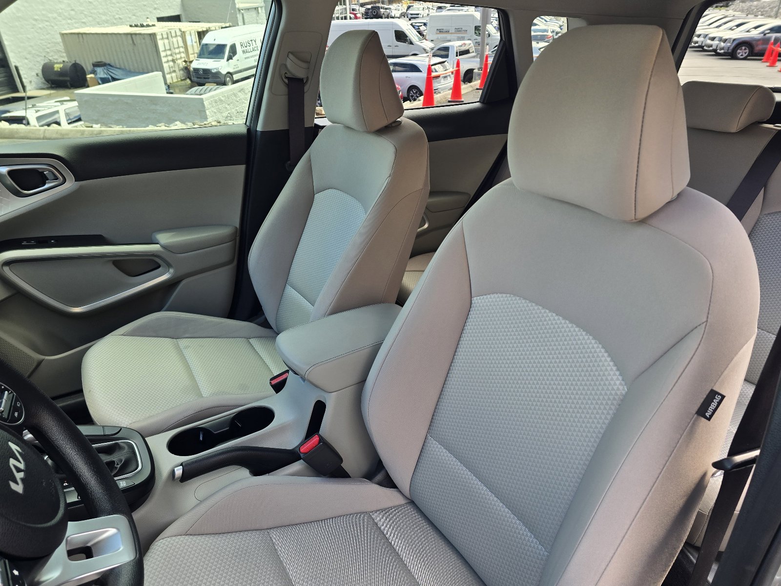 Used 2023 Kia Soul LX image 12