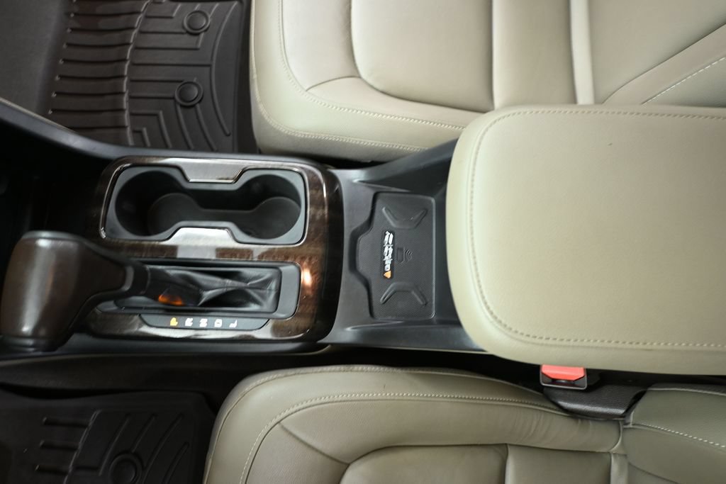 Used 2019 GMC Canyon SLT w/ Driver Alert Package AWD/4WD image 26