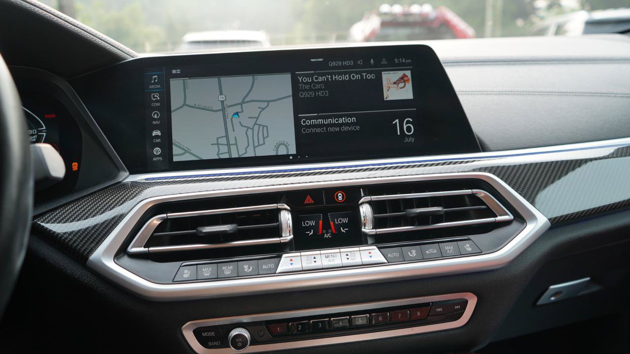 Used 2021 BMW X6 M50i w/ Executive Package AWD/4WD image 70