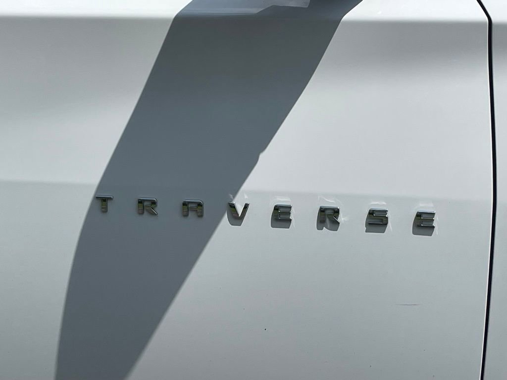 Used 2019 Chevrolet Traverse LT w/ LPO, Floor Liner Package AWD/4WD image 10