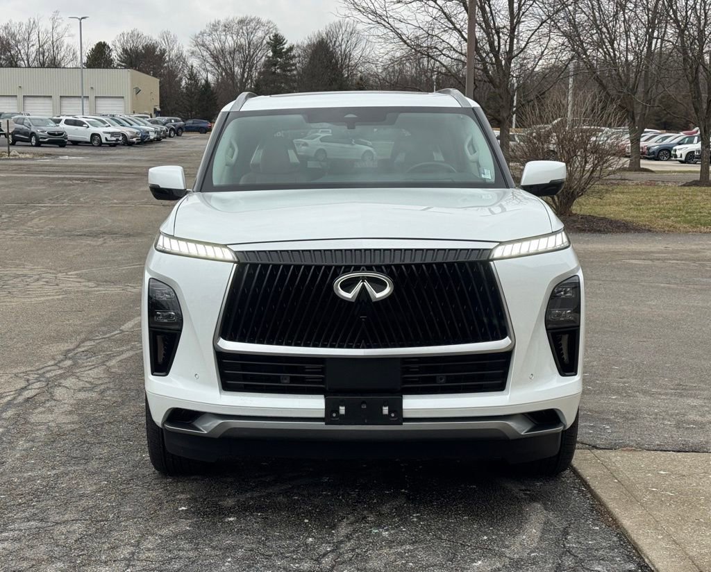 Used 2025 INFINITI QX80 Sensory image 8