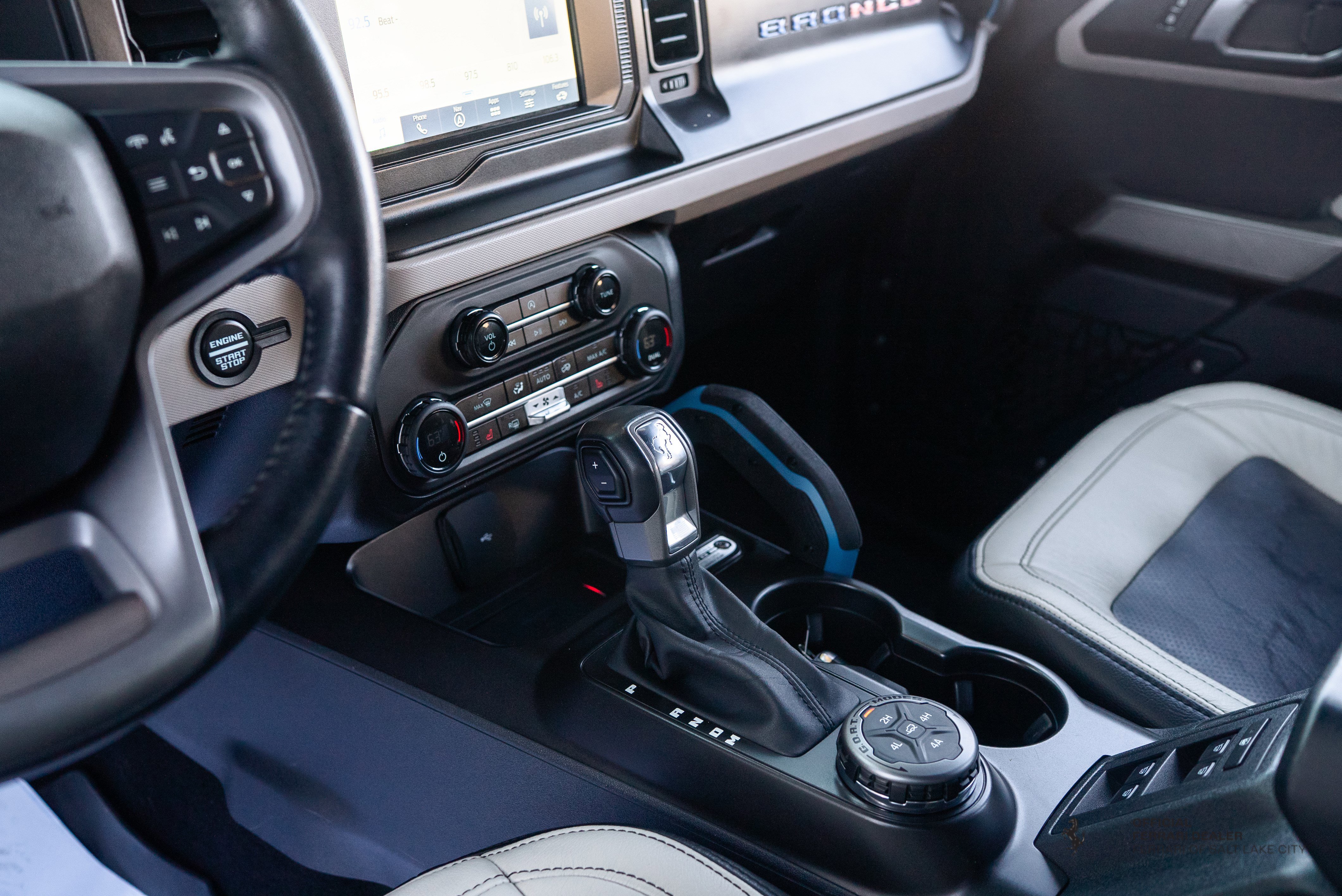 Used 2023 Ford Bronco Wildtrak image 15