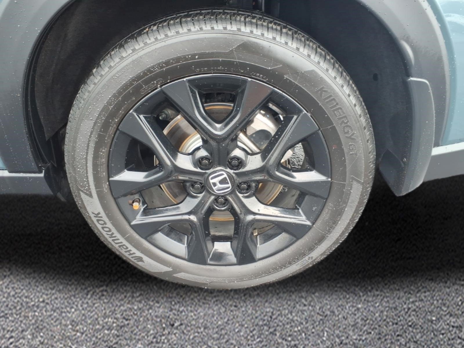Certified 2025 Honda HR-V Sport image 9