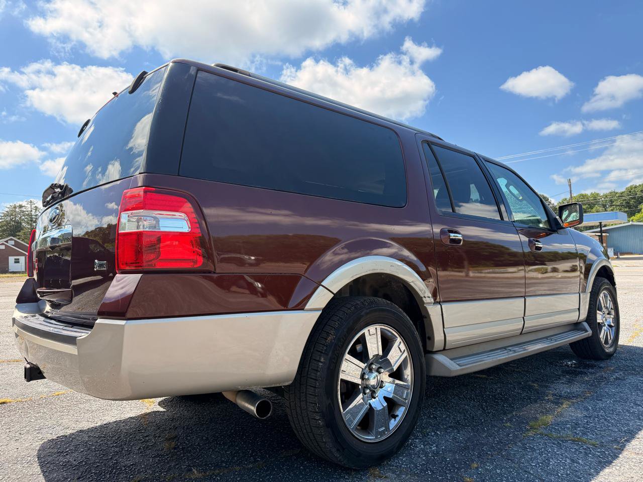 Used 2009 Ford Expedition EL Eddie Bauer RWD image 5