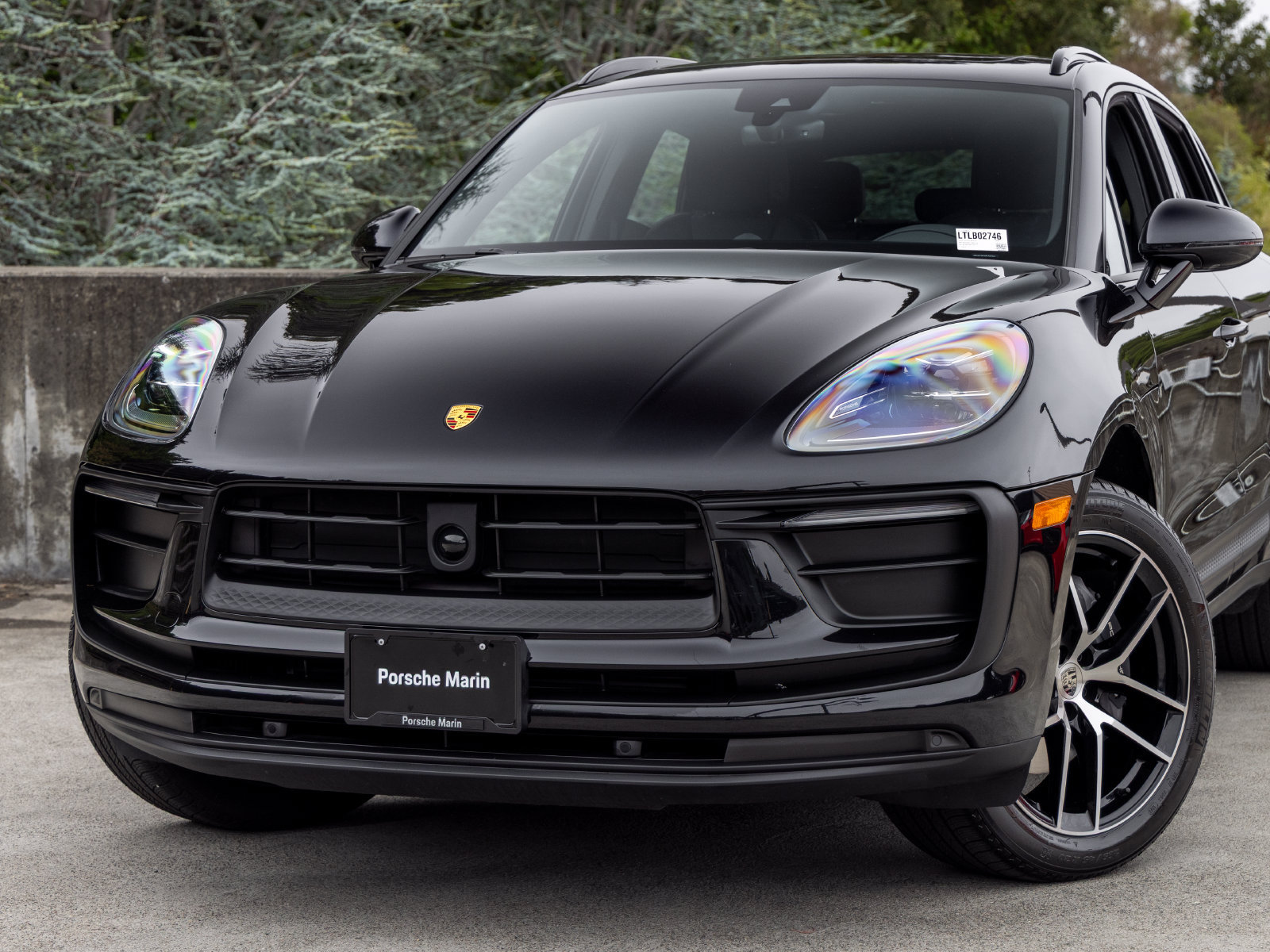 Used 2026 Porsche Macan AWD/4WD image 7
