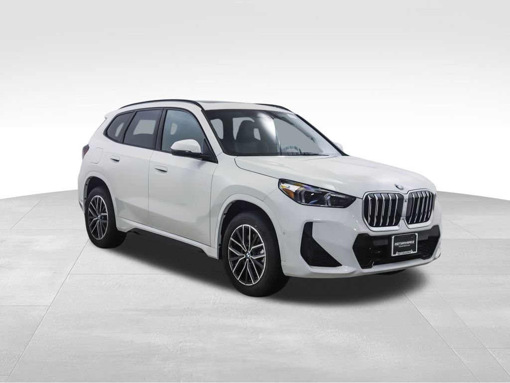 Used 2026 BMW X1 xDrive28i w/ M Sport Package image 8