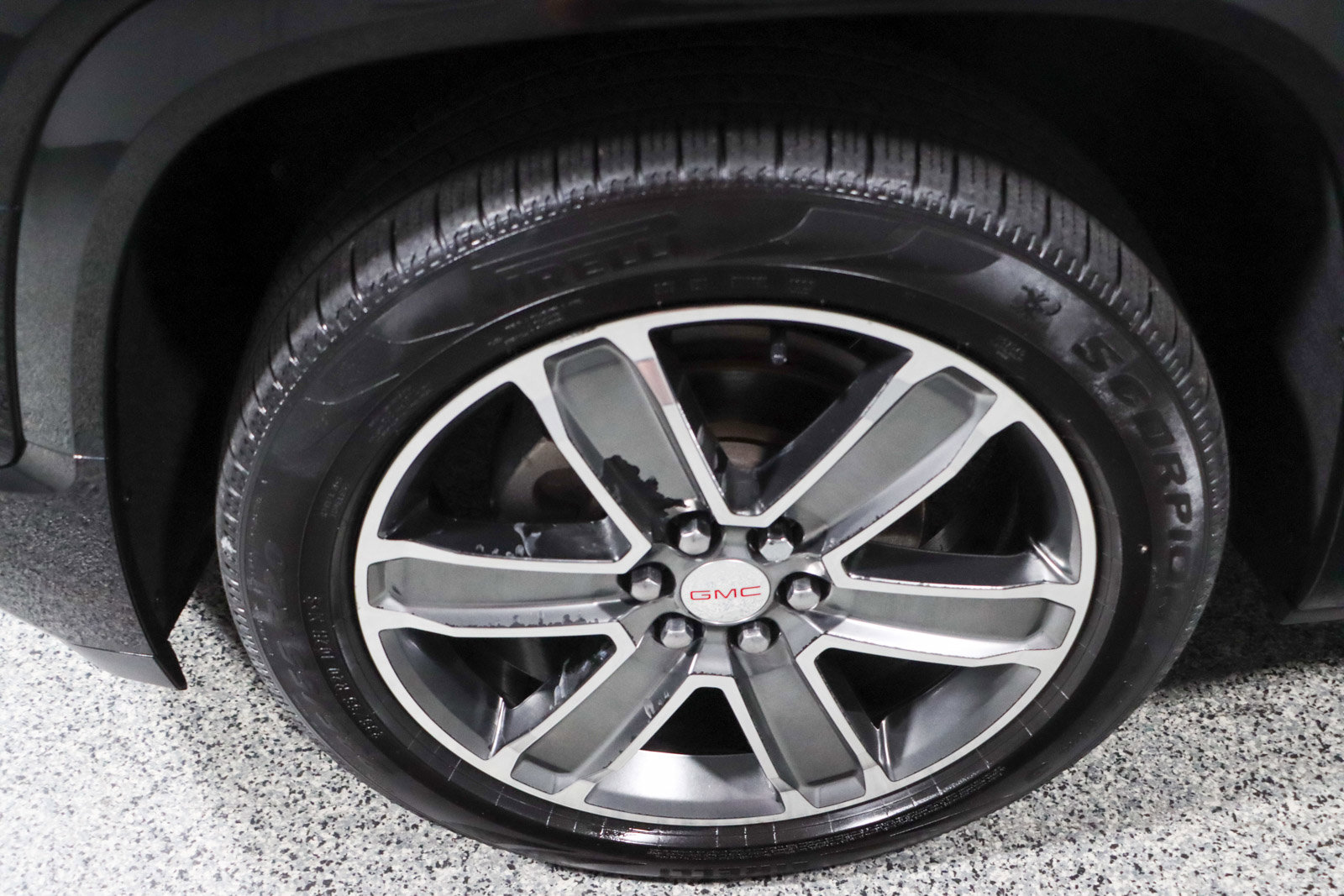 Used 2019 GMC Acadia Denali w/ Technology Package AWD/4WD image 11