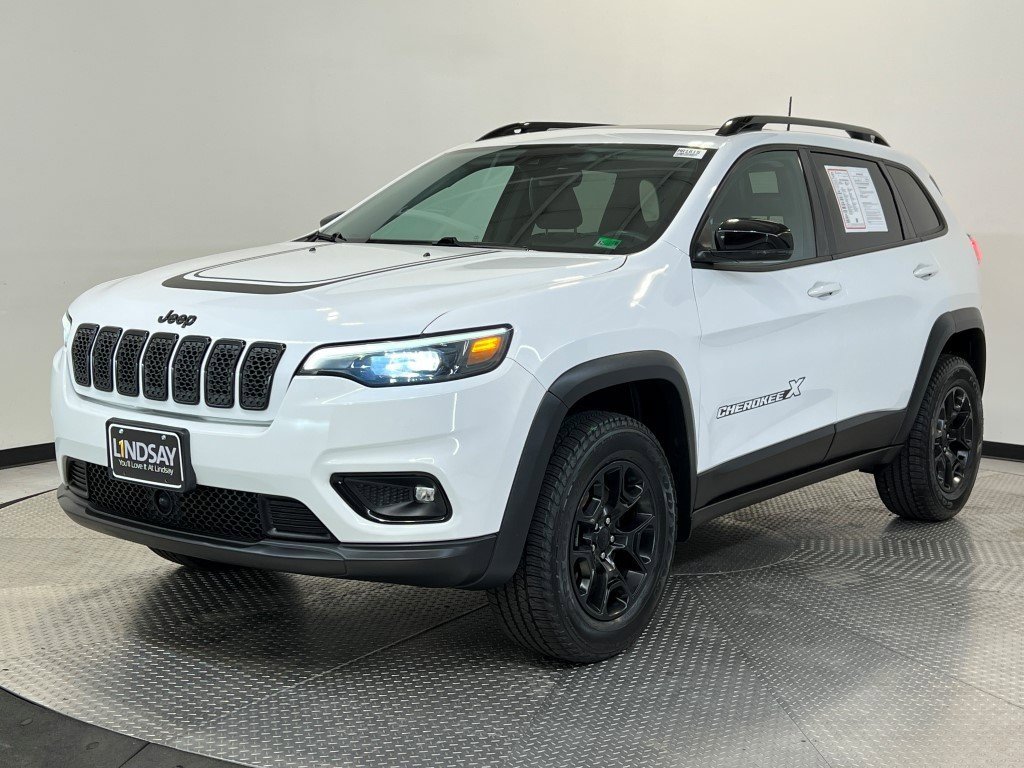 Used 2022 Jeep Cherokee Latitude w/ Sun & Sound Group image 3