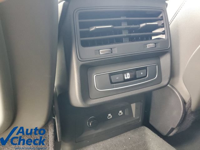 Used 2025 Audi Q7 3.0T Premium Plus AWD/4WD image 19