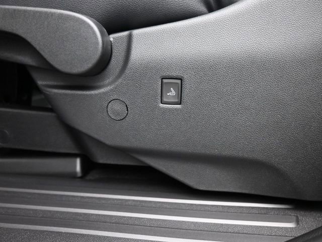 New 2026 Chevrolet Traverse RS w/ LPO, Floor Liner Package image 12