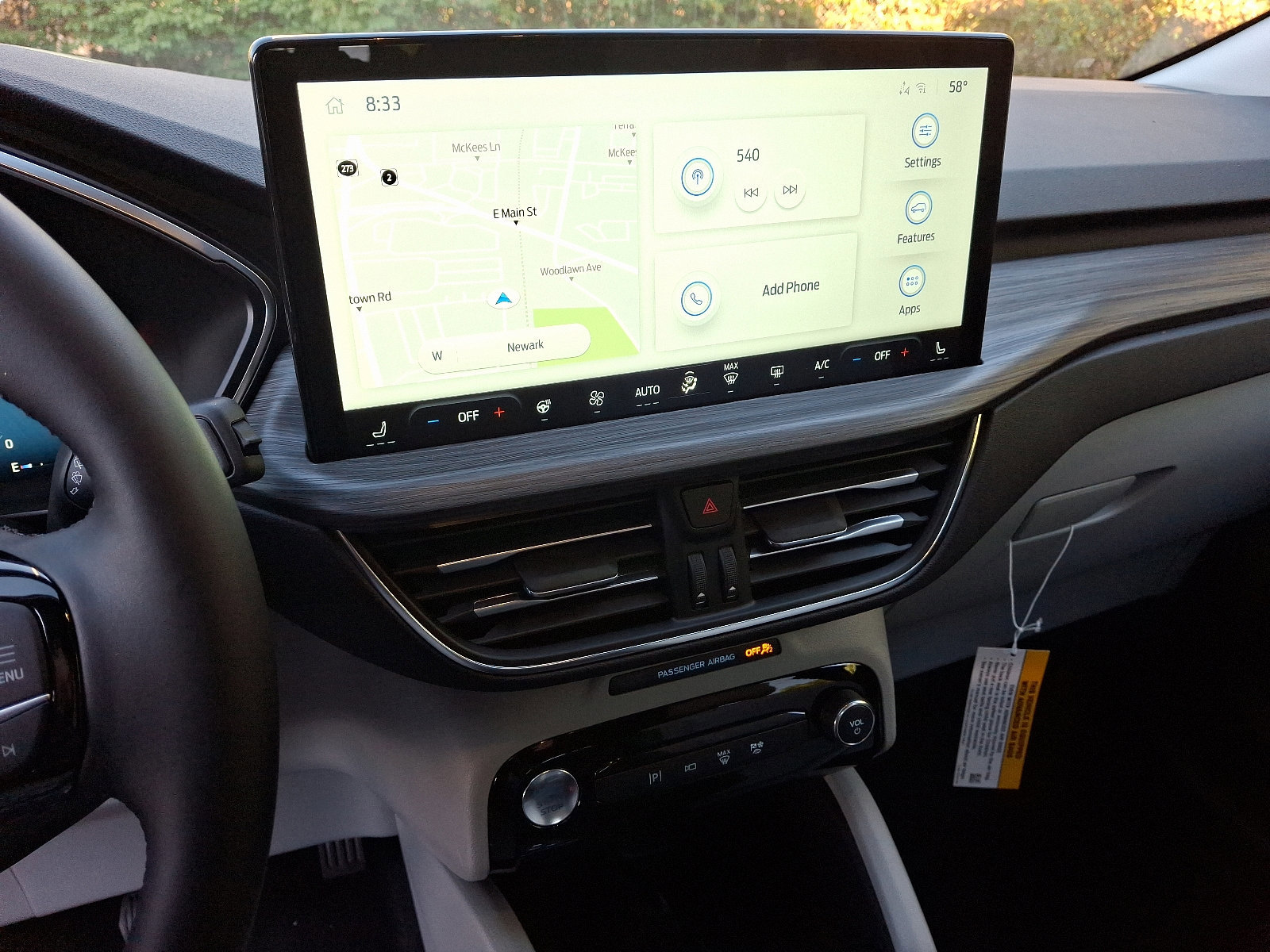 New 2025 Ford Escape SE w/ PHEV Premium Package image 23