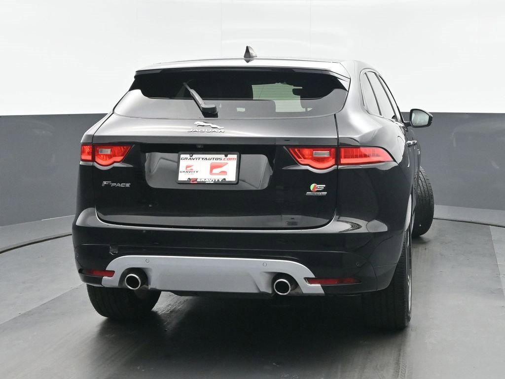 Used 2020 Jaguar F-PACE S image 4