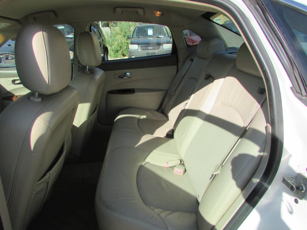 Used 2006 Buick LaCrosse CXL w/ Driver Confidence Package FWD image 19