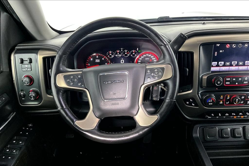 Used 2016 GMC Sierra 1500 Denali w/ Enhanced Driver Alert Package AWD/4WD image 5