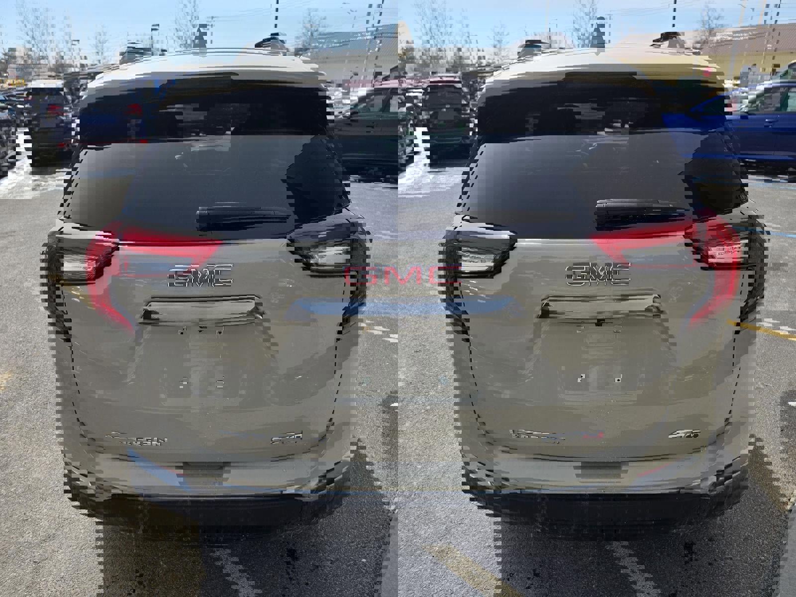 Used 2023 GMC Terrain AT4 image 7