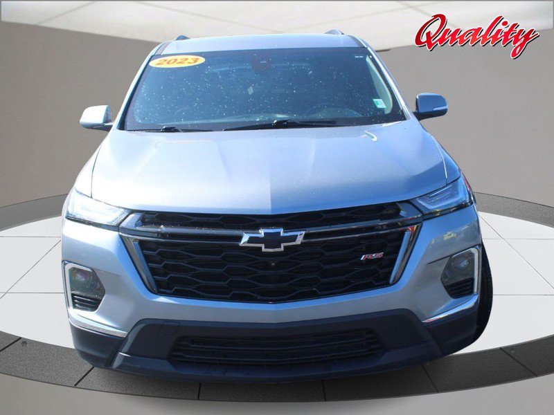 Used 2023 Chevrolet Traverse RS FWD image 10