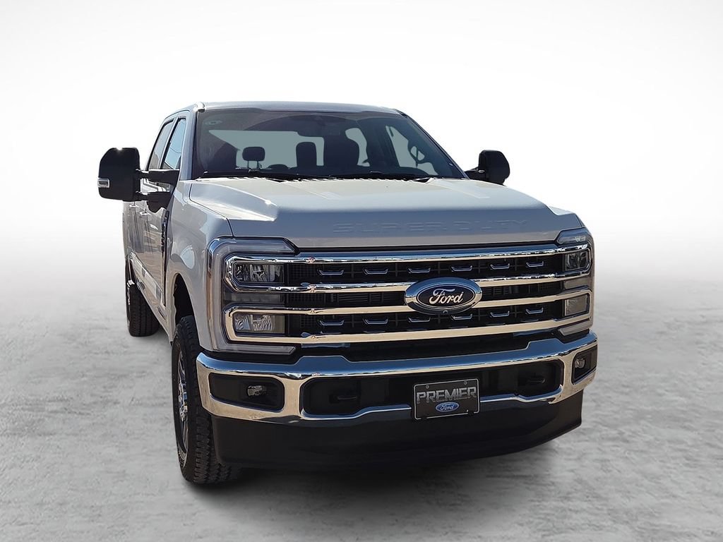 New 2026 Ford F250 Lariat w/ FX4 Off-Road Package AWD/4WD image 2