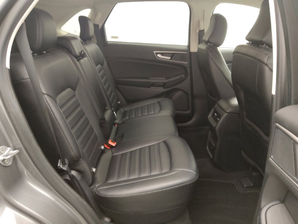 Used 2024 Ford Edge SEL image 19