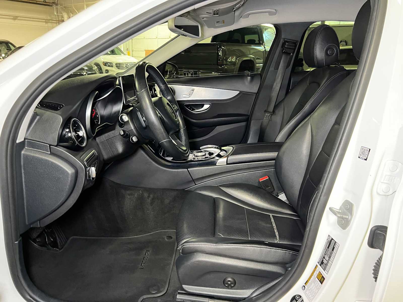 Used 2016 Mercedes-Benz C 300 4MATIC Sedan image 19