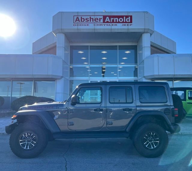 Used 2025 Jeep Wrangler Unlimited Rubicon w/ XTREMEE 35" Tire Package image 3