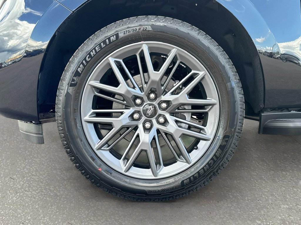 New 2027 Ford Expedition Platinum RWD image 32