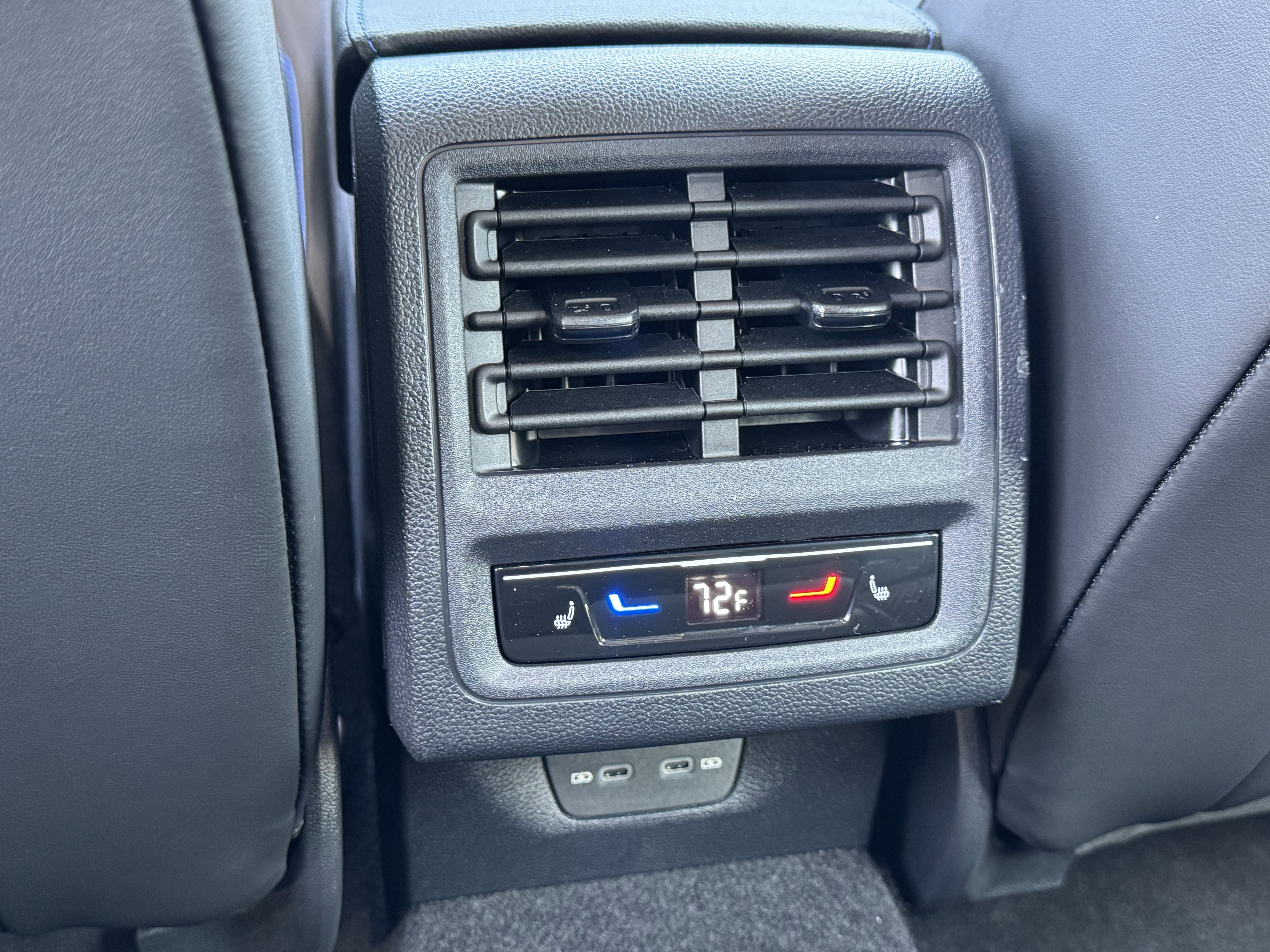 Certified 2025 Volkswagen Golf R Black Edition AWD/4WD image 35
