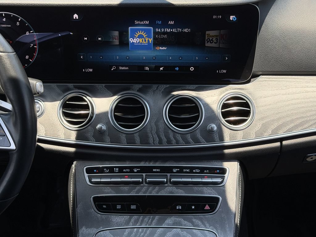 Used 2021 Mercedes-Benz E 350 4MATIC Sedan image 17
