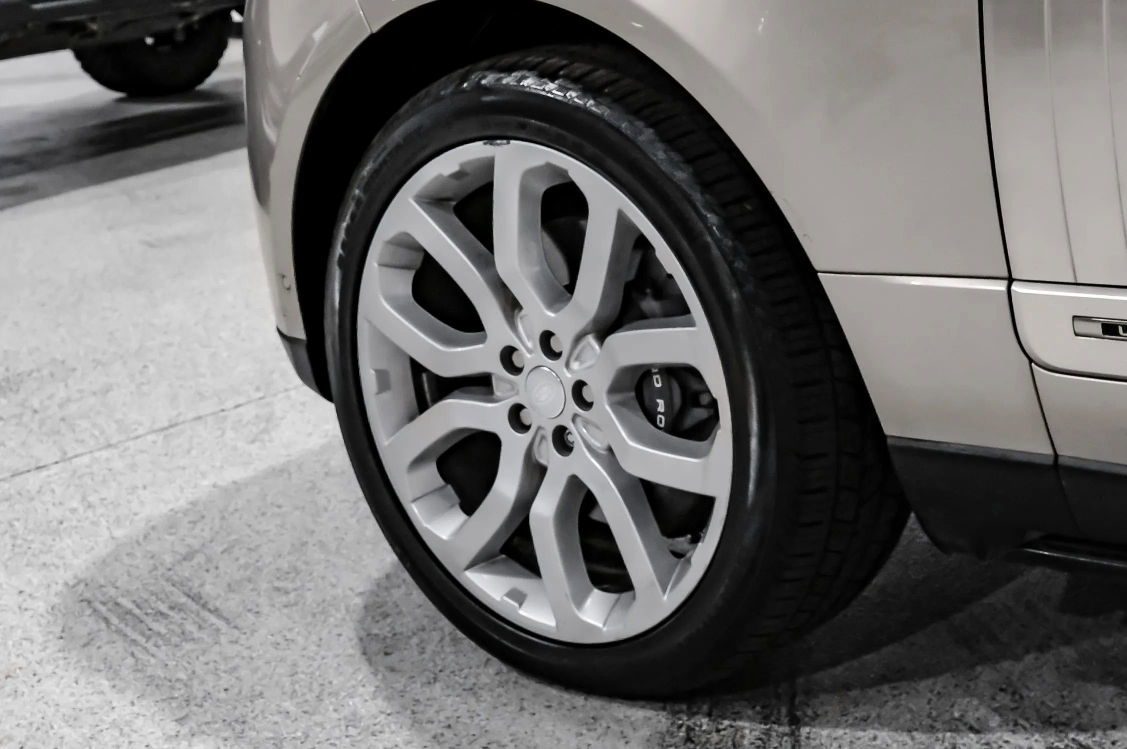 Used 2019 Land Rover Range Rover Long Wheelbase Autobiography image 65