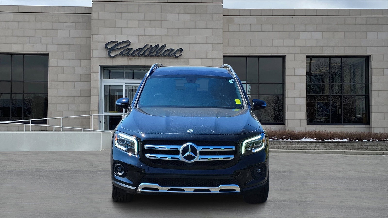 Used 2021 Mercedes-Benz GLB 250 4MATIC image 7
