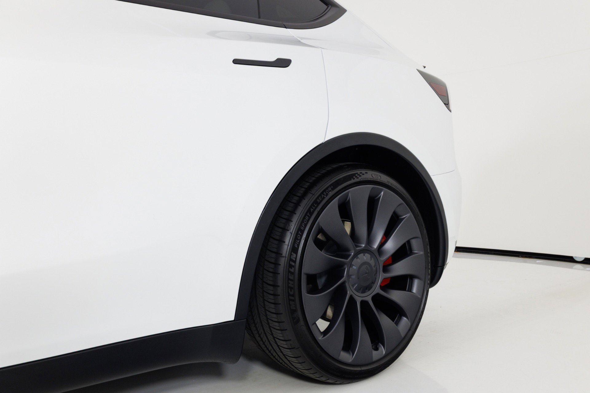 Used 2023 Tesla Model Y Performance AWD/4WD image 72