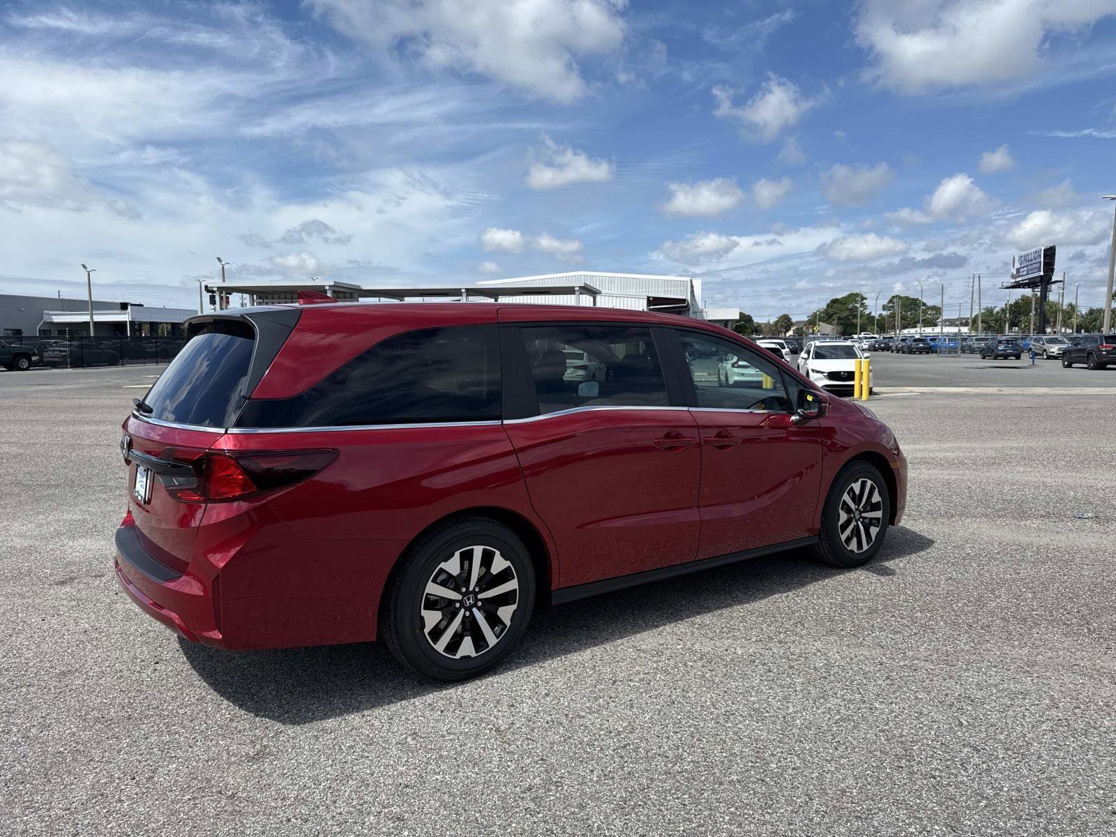 New 2026 Honda Odyssey EX-L image 4