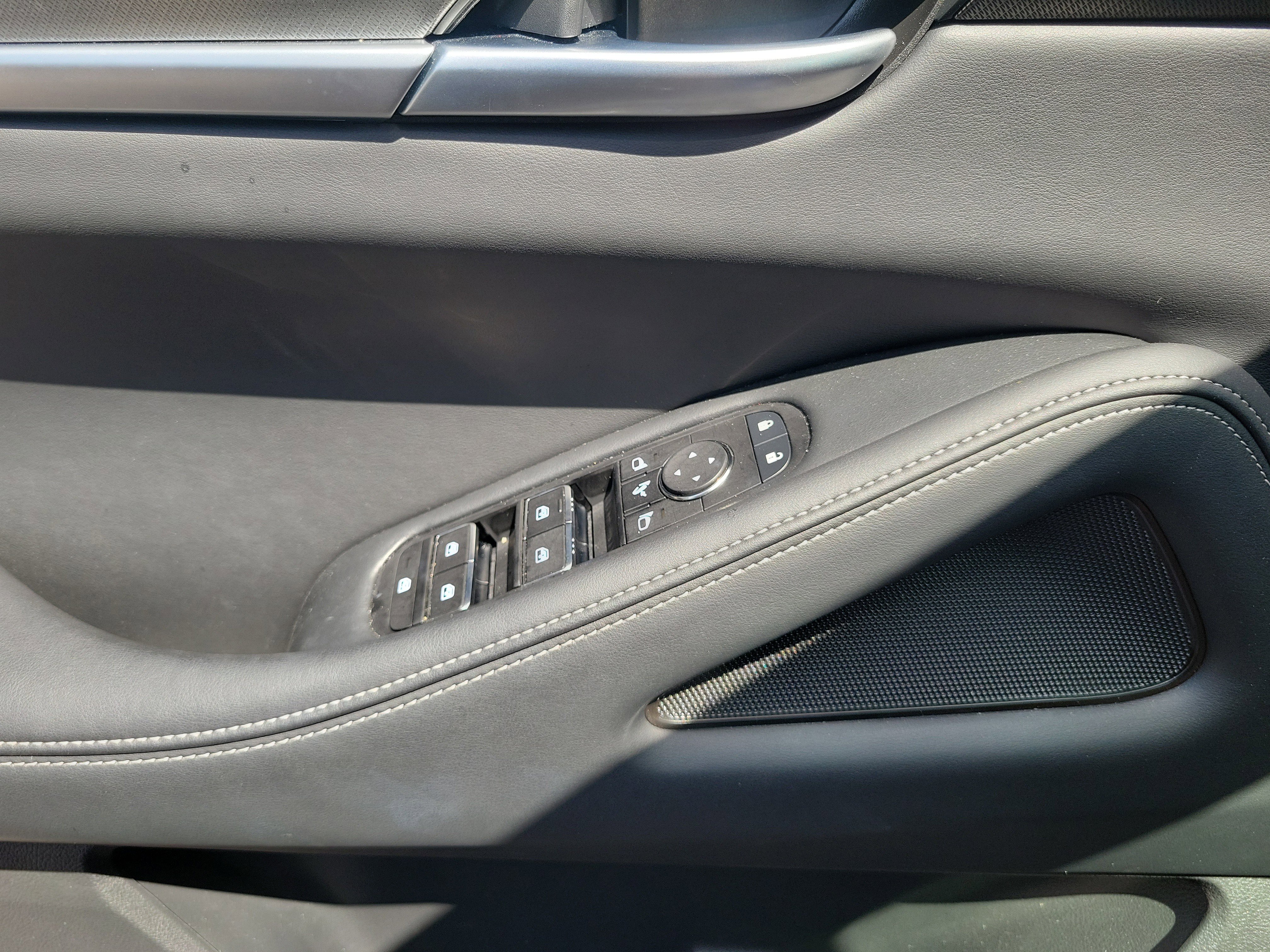 Used 2026 INFINITI QX60 Pure w/ Cargo Package image 22