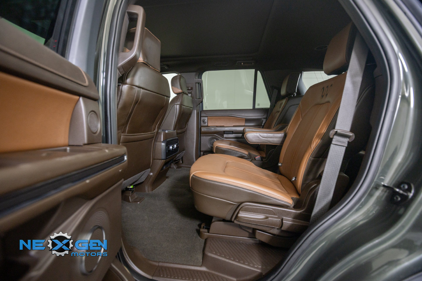 Used 2023 Ford Expedition King Ranch AWD/4WD image 30