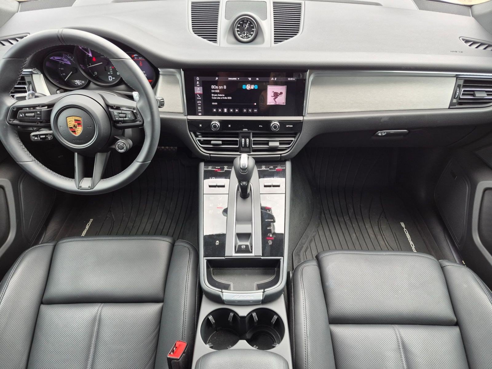 Certified 2026 Porsche Macan AWD/4WD image 22