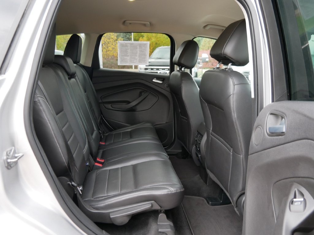 Used 2016 Ford Escape SE w/ SE Leather Comfort Package FWD image 12