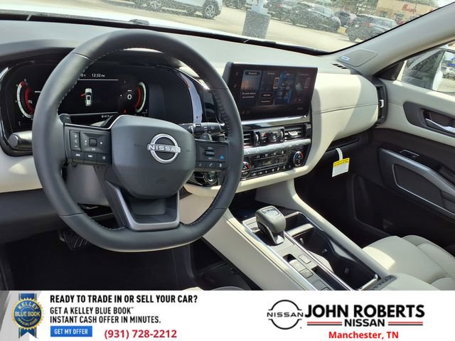 New 2026 Nissan Pathfinder SL image 4